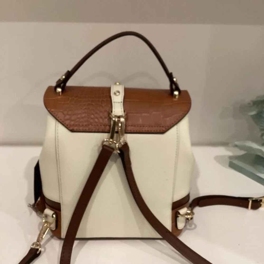 REDUCED NWT HOUSE OF HARLOW 1960 SHOULDER HAND BAG BACKPACK LEATHER ITALY